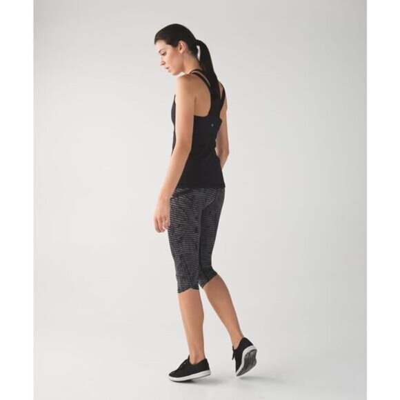 LULULEMON Run: Top Speed Crop Full-On Luxtreme Sz 4 Stripe Play Slate Black - Picture 2 of 9